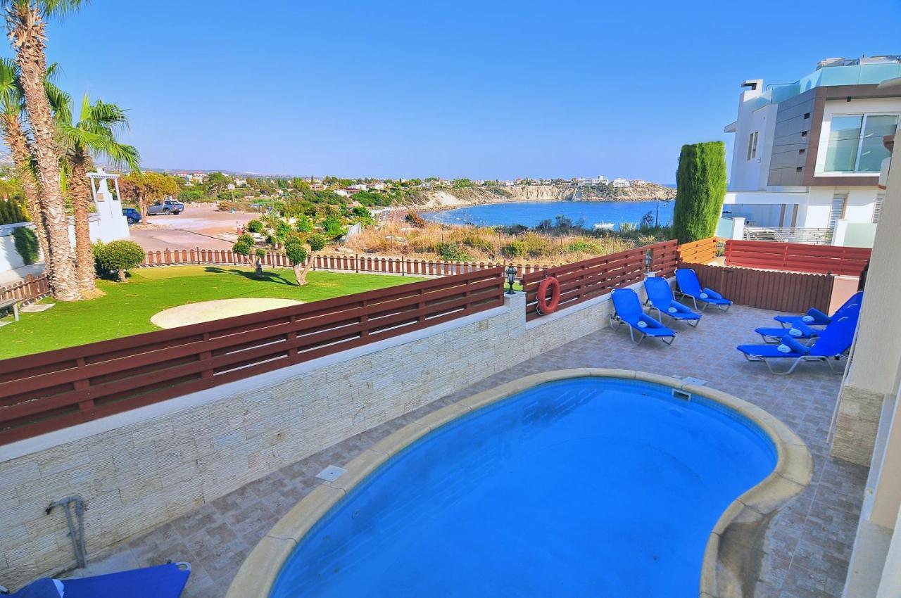 Chronas By Prestige Bookings Coral Bay Buitenkant foto