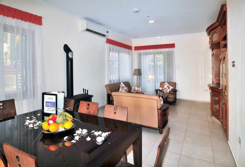 Chronas By Prestige Bookings Coral Bay Buitenkant foto